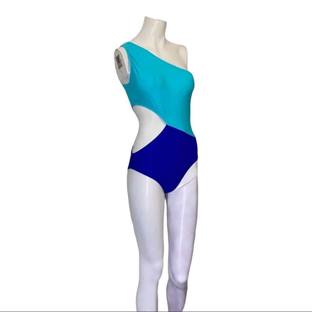 Unbranded One Piece Cut Away Swimsuit size Medium New without tags